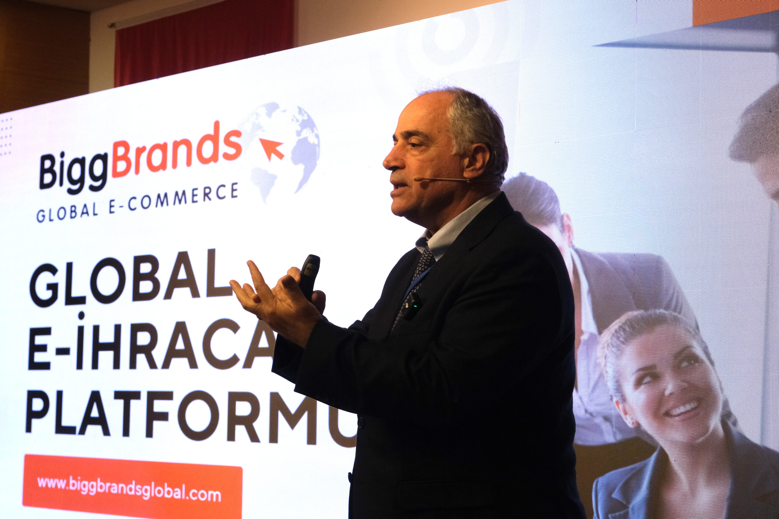 


Türkiye’nin global e-ihracat ekosistemine yön veren E-İhracat konsorsiyumlarından BIGGBRANDS, “Türkiye’den