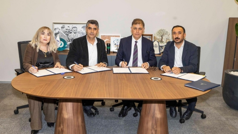 İzmir Büyükşehir Belediye Başkanı Dr. Cemil Tugay, TÜM BEL-SEN İzmir