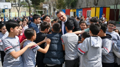 Kahramanmaraş ve Şanlıurfa’da yaşanan okul saldırılarının tüm Türkiye’yi yasa boğarken,