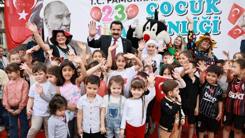 Pamukkale Belediye Başkanı Ali Rıza Ertemur, 23 Nisan mesajında hem