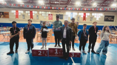 Denizli’nin Çal ilçesinde, 23 Nisan Ulusal Egemenlik ve Çocuk Bayramı