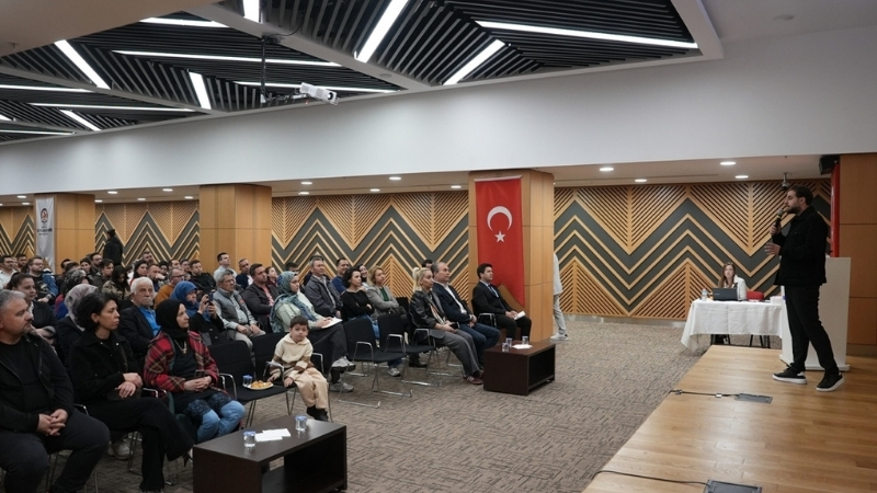 Denizli Büyükşehir Belediyesi’nin aile yapısını güçlendirmek ve çocuk gelişiminde babanın