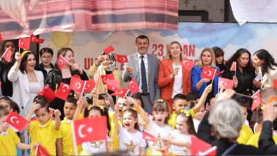 Denizli Büyükşehir Belediyesi, 23 Nisan coşkusunu kentin 6 farklı noktasında