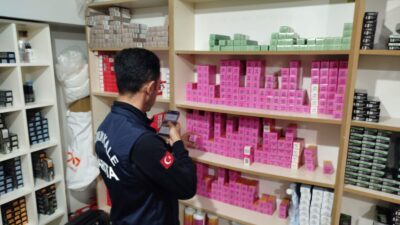 T.C. Pamukkale Belediyesi Zabıta Müdürlüğü ekipleri, ilçe genelinde faaliyet gösteren