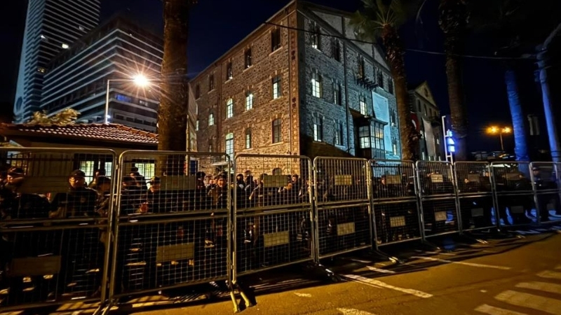 Mülkiyeti İzmir Büyükşehir'e ait olan ve 'Meslek Fabrikası' olarak kullanılan