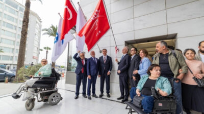 İzmir Büyükşehir Belediyesi engellilerin erişimine uygunluğu sebebiyle İzmir Ticaret Odası’na