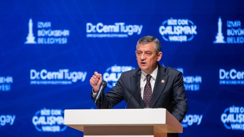 CHP Lideri Özel, İzmir’de iktidarın belediyelere yönelik engellemelerini ve vakıf