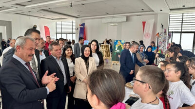 AK Parti Denizli Milletvekili Şahin Tin, Serinhisar Gençlik Merkezi’nin gençlerin