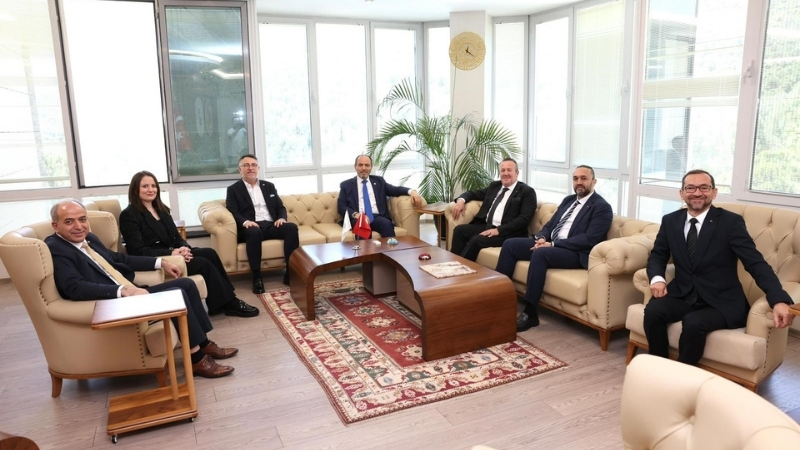 Denizli Organize Sanayi Bölgesi yönetimi, Pamukkale Üniversitesi Rektörü Mahmud Güngör’ü