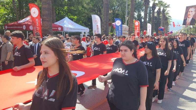 Denizli, 19 Mayıs Atatürk’ü Anma, Gençlik ve Spor Bayramı’nı büyük