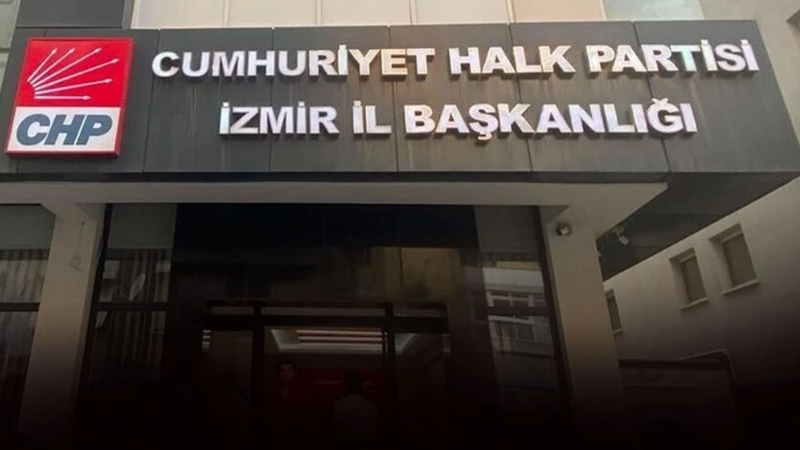 Mahkemenin CHP hakkında verdiği "mutlak butlan" kararı, partinin yerel teşkilatlarında