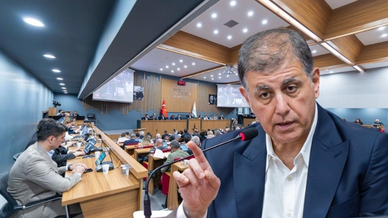 İzmir Büyükşehir Belediyesi’nin olağanüstü meclis toplantısında Aliağa’daki sit alanına ilişkin