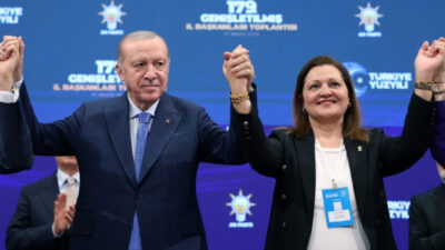 Burcu Köksal, Cumhuriyet Halk Partisi’nden istifa etmesinin ardından resmen Adalet