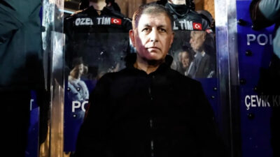 İzmir Büyükşehir Belediye Başkanı Cemil Tugay, CHP Genel Merkezi’nde yaşanan