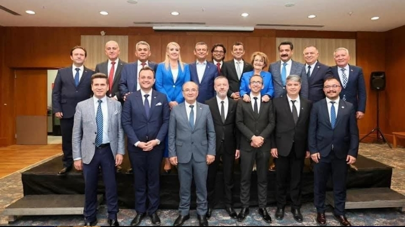Denizli’de görev yapan CHP’li 16 belediye başkanı, “mutlak butlan” kararının