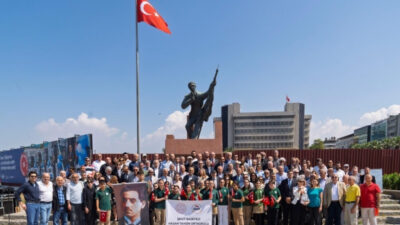 İzmir’in işgaline karşı ilk kurşunu sıkan gazeteci Hasan Tahsin, şehit