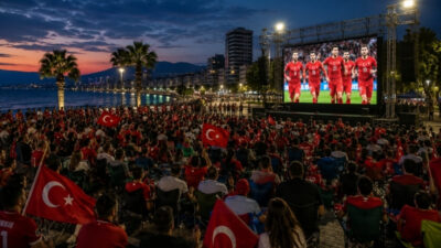 İzmir Büyükşehir Belediyesi, 2026 FIFA Dünya Kupası’ndaki milli heyecanı kentin