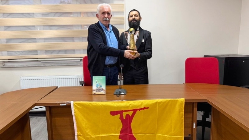 International Peace Prize ödüllü, Nobel Barış Ödülü adayı, barış aktivisti