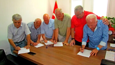 Cumhuriyet Halk Partisi (CHP) Çeşme İlçe Örgütü’nde taşlar yerinden oynadı.