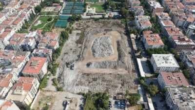İzmir Büyükşehir Belediyesi, Karşıyaka Zübeyde Hanım Stadı’nın yapım sürecine ilişkin
