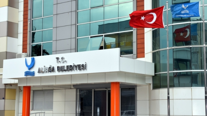 İzmir'in Aliağa ilçesinde, 31 Mart yerel seçimlerinin ardından belediye meclisinde