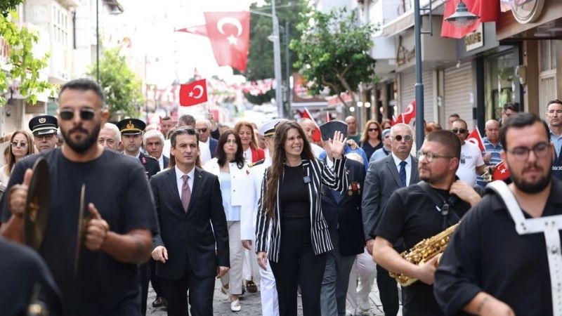 Çeşme’nin düşman işgalinden kurtuluşunun 104. yıl dönümü düzenlenen etkinliklerle kutlandı.