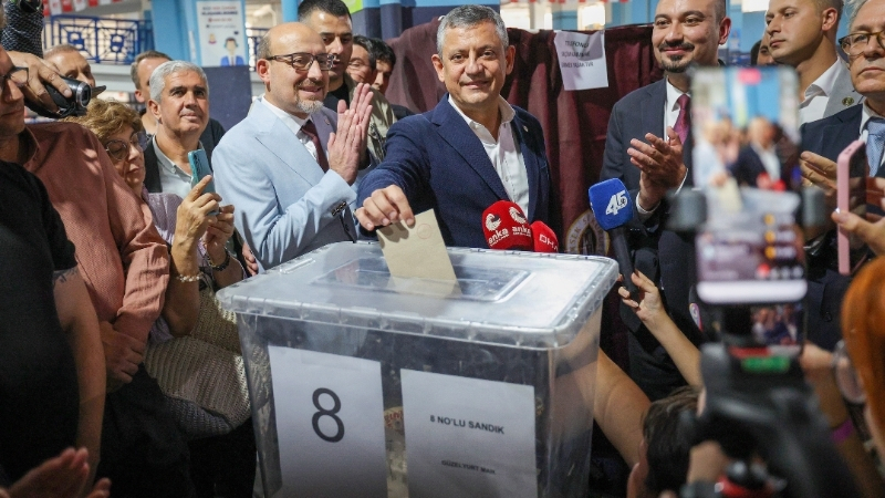 Genel Başkan Özgür Özel Oyunu Manisa’da kullandı!