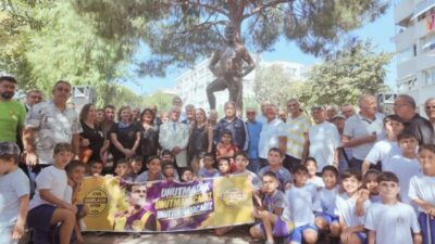 Türk futbolunun ve İzmir'in efsanevi ismi "Taçsız Kral" Metin Oktay,