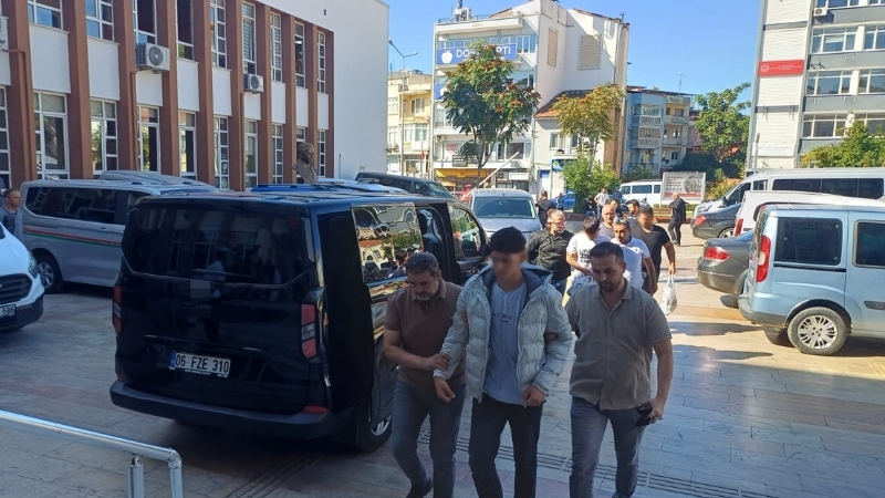 Aydın’da lise önünde panik yaşatan şüpheliler adliyede