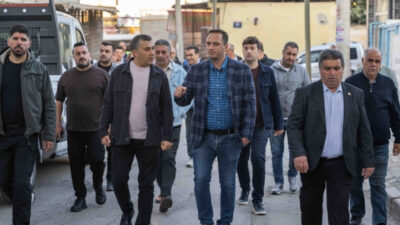 Bornova Belediye Başkanı Ömer Eşki, hizmet ve yatırımları yerinde belirlemek
