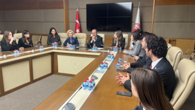 AK Parti İzmir Milletvekilleri Şebnem Bursalı Aksoy ve Mehmet Muharrem