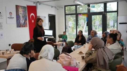 Denizli Büyükşehir Belediyesi, kadınların koruyucu sağlık hizmetlerine erişimini artırmak ve