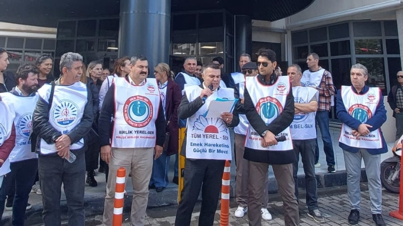 Balçova Belediyesi’nde görev yapan kamu emekçileri, imzalanmayan Toplu İş Sözleşmesi