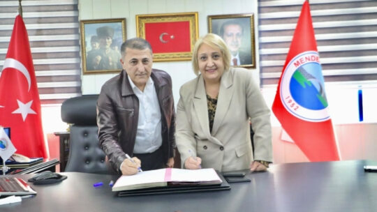 Menderes Belediyesi 764 işçiyi kapsayan toplu iş sözleşmesini Belediye İş