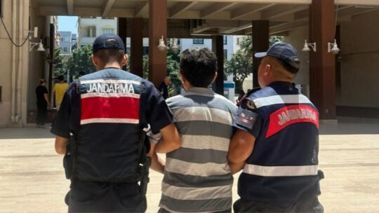 İzmir’in Aliağa ilçesinde bir iş yerinden piyasa değeri yaklaşık 5.5