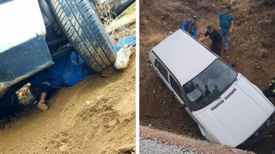 Denizli’nin Babadağ ilçesinde yol kenarındaki çeşmeden su almak için duran
