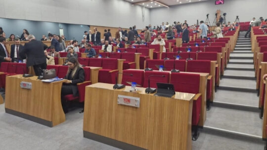 İzmir Büyükşehir Belediye Başkanı Dr. Cemil Tugay’ın AK Parti’ye geçişinin