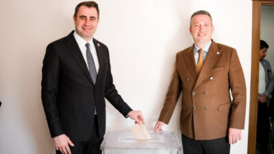 YENİ Parti İzmir İl Başkanlığı için günlerdir süren rekabette bugün