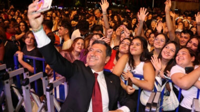 Muğla Büyükşehir Belediye Başkanı Ahmet Aras, 29 Ekim Cumhuriyet Bayramı