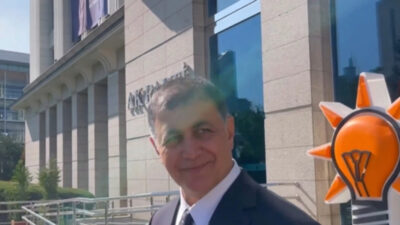 İzmir ve Türkiye siyasetinde günlerdir kulisleri hareketlendiren tarihi geçiş resmiyet