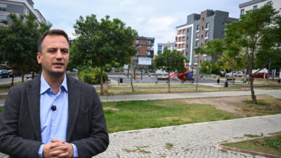 Bornova Belediyesi, Erzene Mahallesi’nde yer alan ve içerisinde halı sahanın